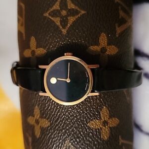 Vintage 1975 Zenith Movado Swiss Made Museum Dial 17J Manual Wind‎ Womens Watch